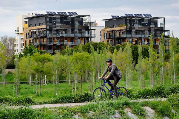 Véhicules électriques, modes de chauffage : l’explosion du prix du pétrole va-t-elle catalyser l’électrification des copropriétés ? – mardi 21 avril